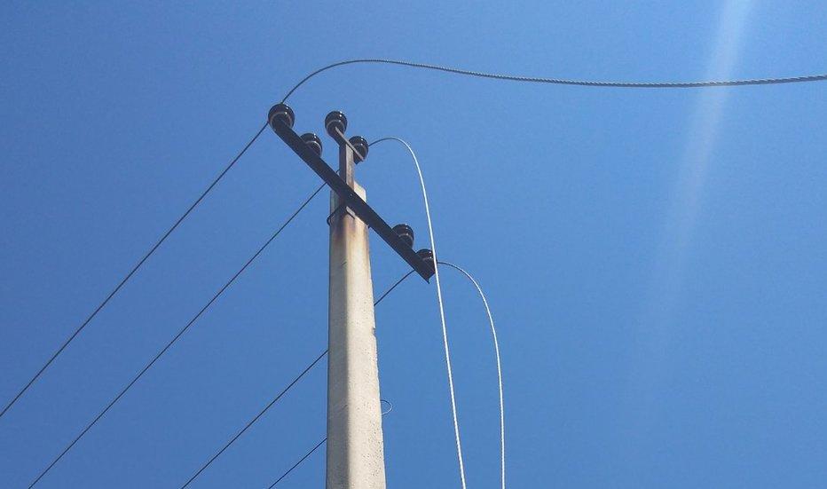 dtek-donecki-elektromerezhi-vidnoviv-svitlo-ponad-10-tisyach-rodin-u-5-naselenih-punktah-donechchini-1