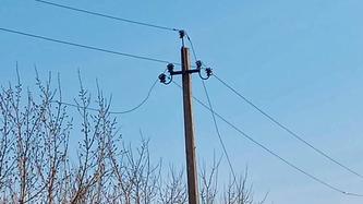 ponad-8-tisyach-rodin-zi-svitlom-dtek-prodovzhuye-vidnovlyuvati-elektropostachannya-na-donechchini